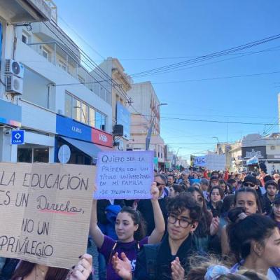 Marcha Por La Universidad Publica 4
