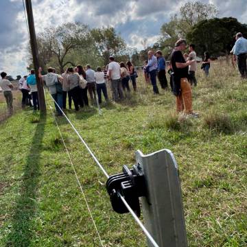 Jornada de instalación de alambrados y electrificadores